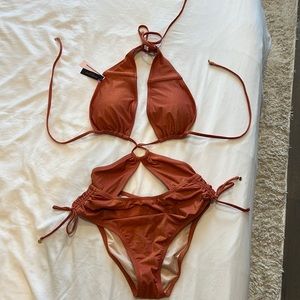 Cutout strappy one piece swimsuit